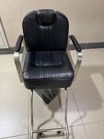 כיסא ספר