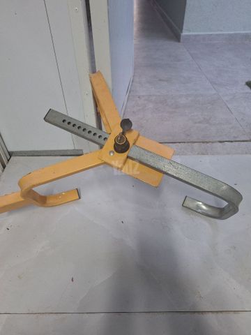 מנעול גלגל