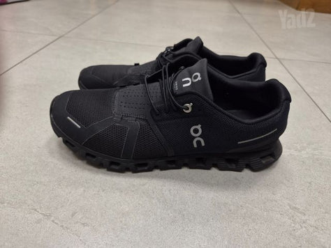 On Cloud 5 Waterproo--Black