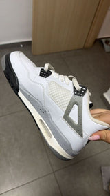 נעלי Air Jordan 4 White Cement