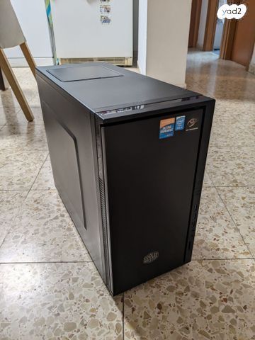 מחשב שולחני Core i5 16 GB RAM