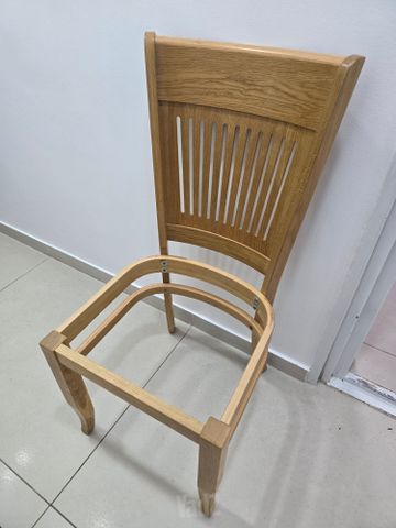 כיסאות