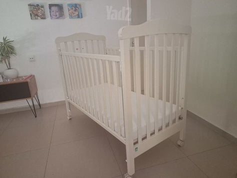 מיטת תינוק