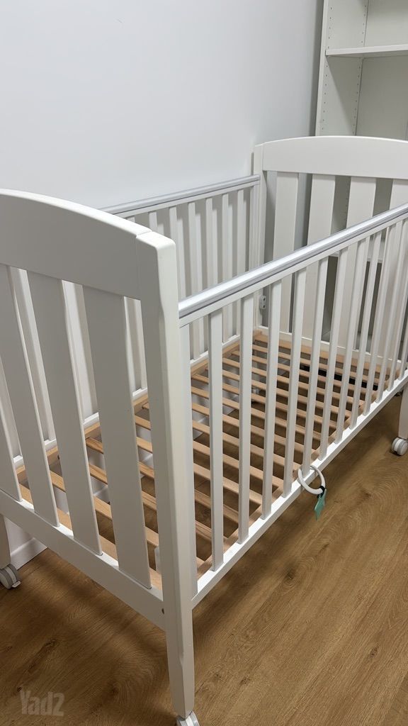 מיטת תינוק