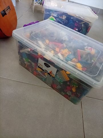 קופסאת לגו