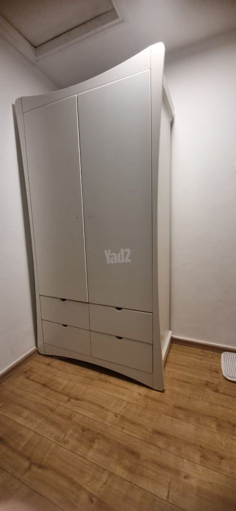 ארון בגדים