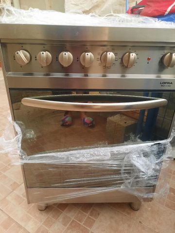 תנור עם גז
