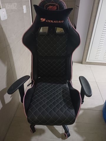כיסא גיימינג COUGAR