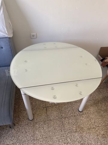 שולחן עגול