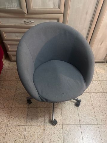 כיסא משרדי