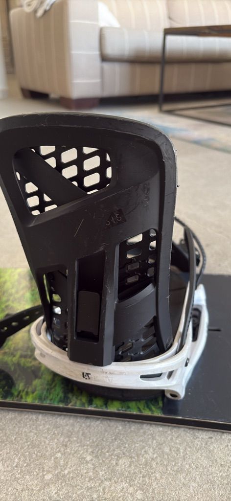 ביינדינגס Burton Genesis –