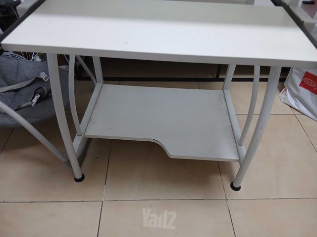 שולחן מחשב