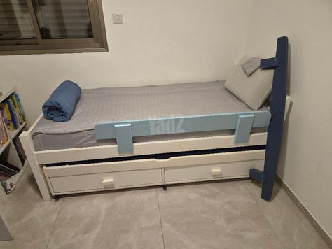 מיטה נפתחת
