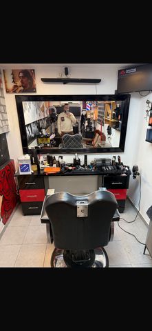 ריהוט למספרה