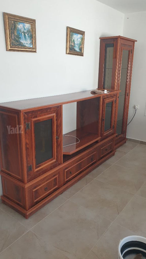 שידת וינטג' למסירה
