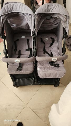 עגלת תאומים