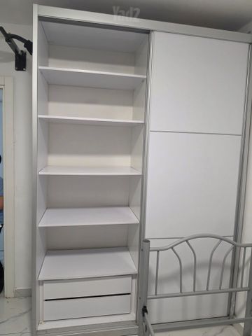 ארונות בגדים