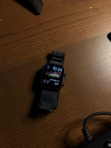 Apple Watch Ultra 3 סוללה 100%
