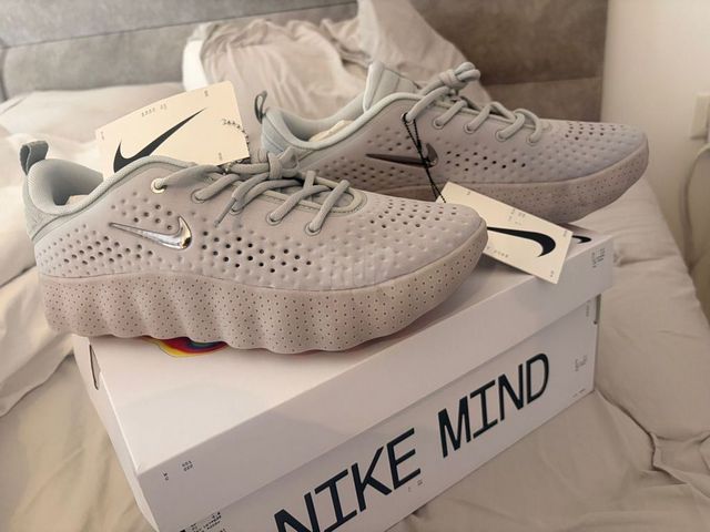 נעליי Nike mind 002