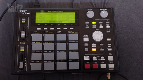 סמפלר mpc 1000