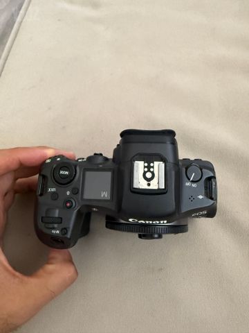 מצלמת Canon R5