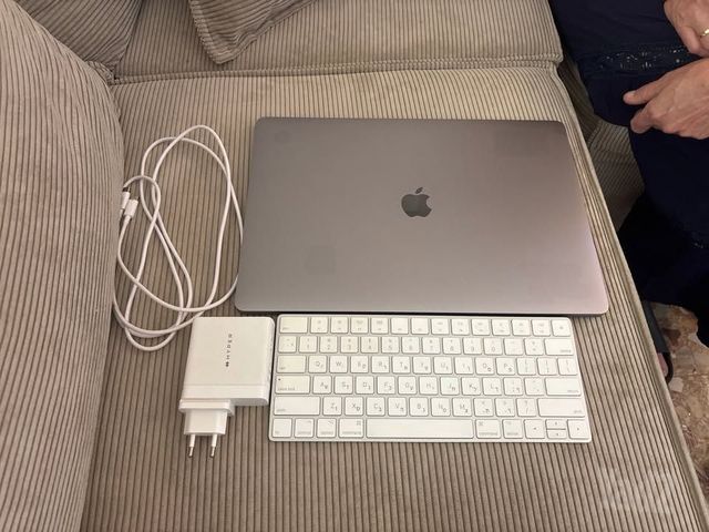 MacBook Pro 16 2019 i9 16/512