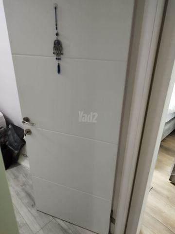 דלתות פנים