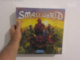 Small world משחק קופסא