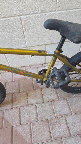 אופניים BMX GT