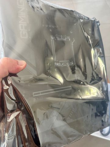 לוח אם B650 Gigabyte V2 חדש!!