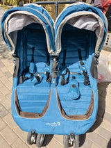עגלת תאומים