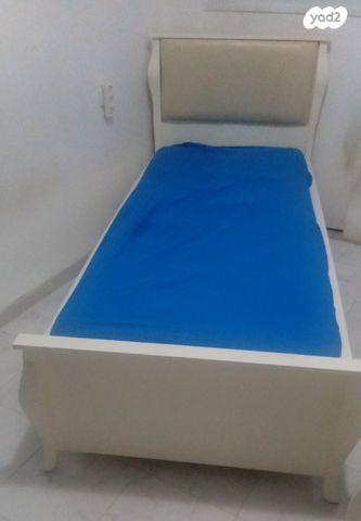 מיטה יחיד