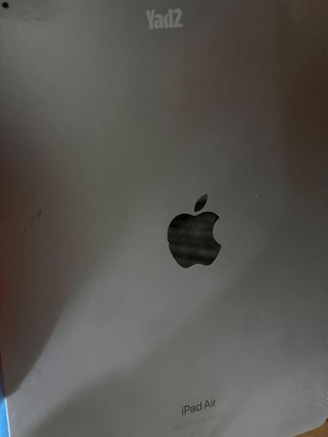 ipad air  5th gen 64 gb