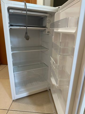 מקרר קטן