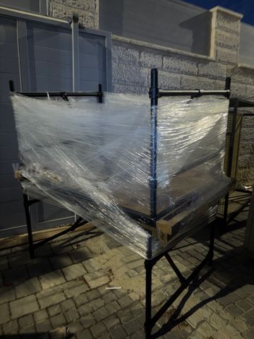 שלחון