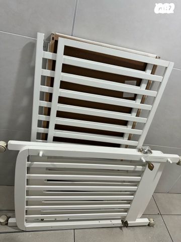 מיטת תינוק