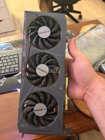 Gigabyte RTX 3070 Ti