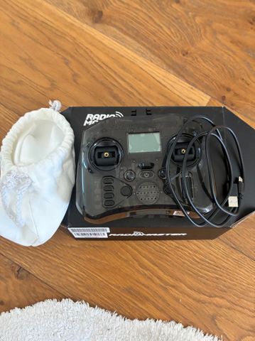 שלט fpv radiomaster pocket