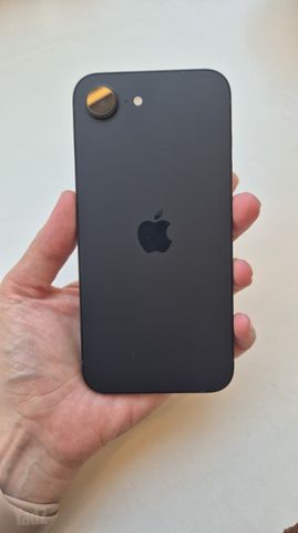 אייפון 16