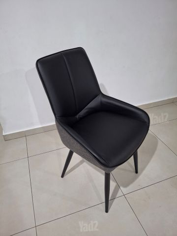כסאות