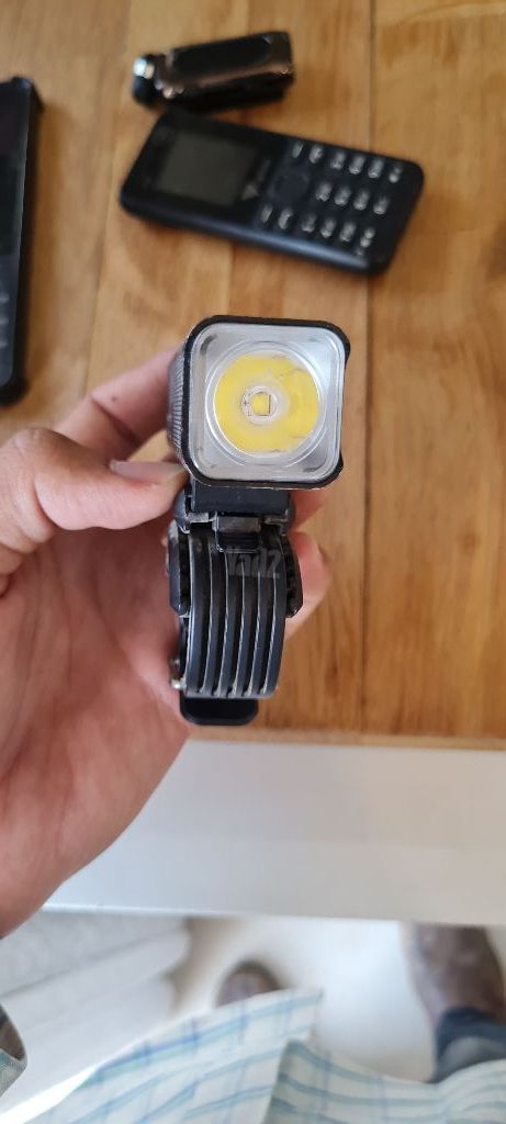 פנסים לאופניים
