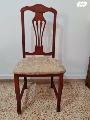 כסאות