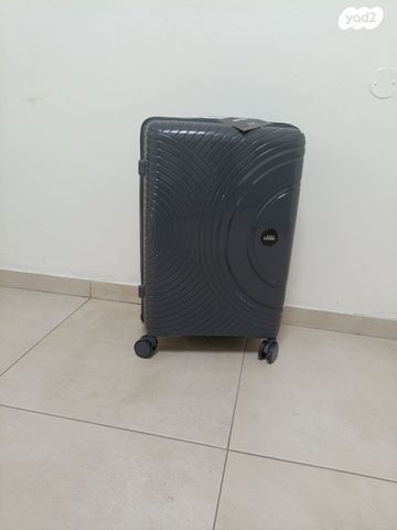 סט 2 מזוודות