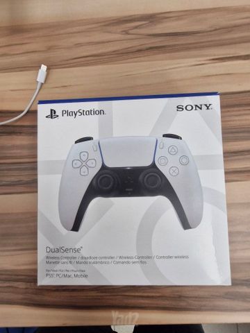 שלט חדש של SONY