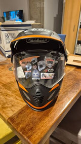 קסדת Arai tour X4