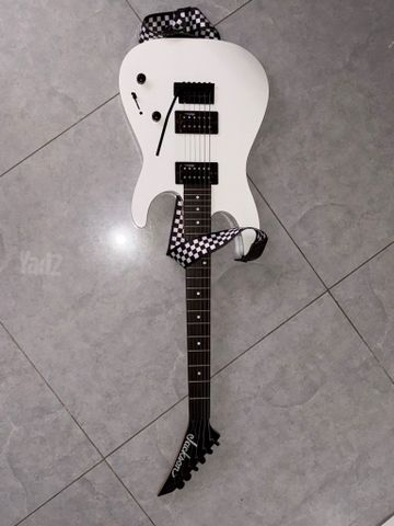Jackson js11 fender g20