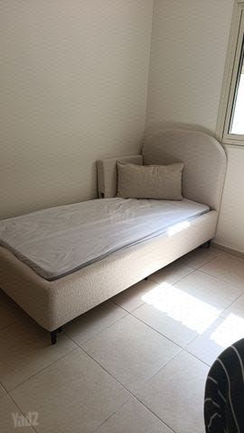 מיטת יחיד חדשה