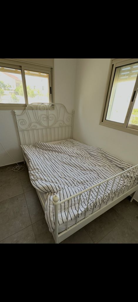 מיטת איקאה 140/200