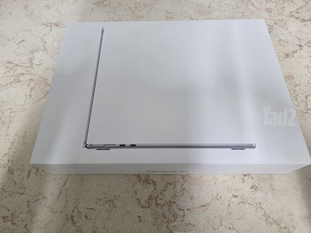מחשב חדש MacBookAir - M4