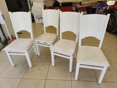 4 כיסאות עץ מלא